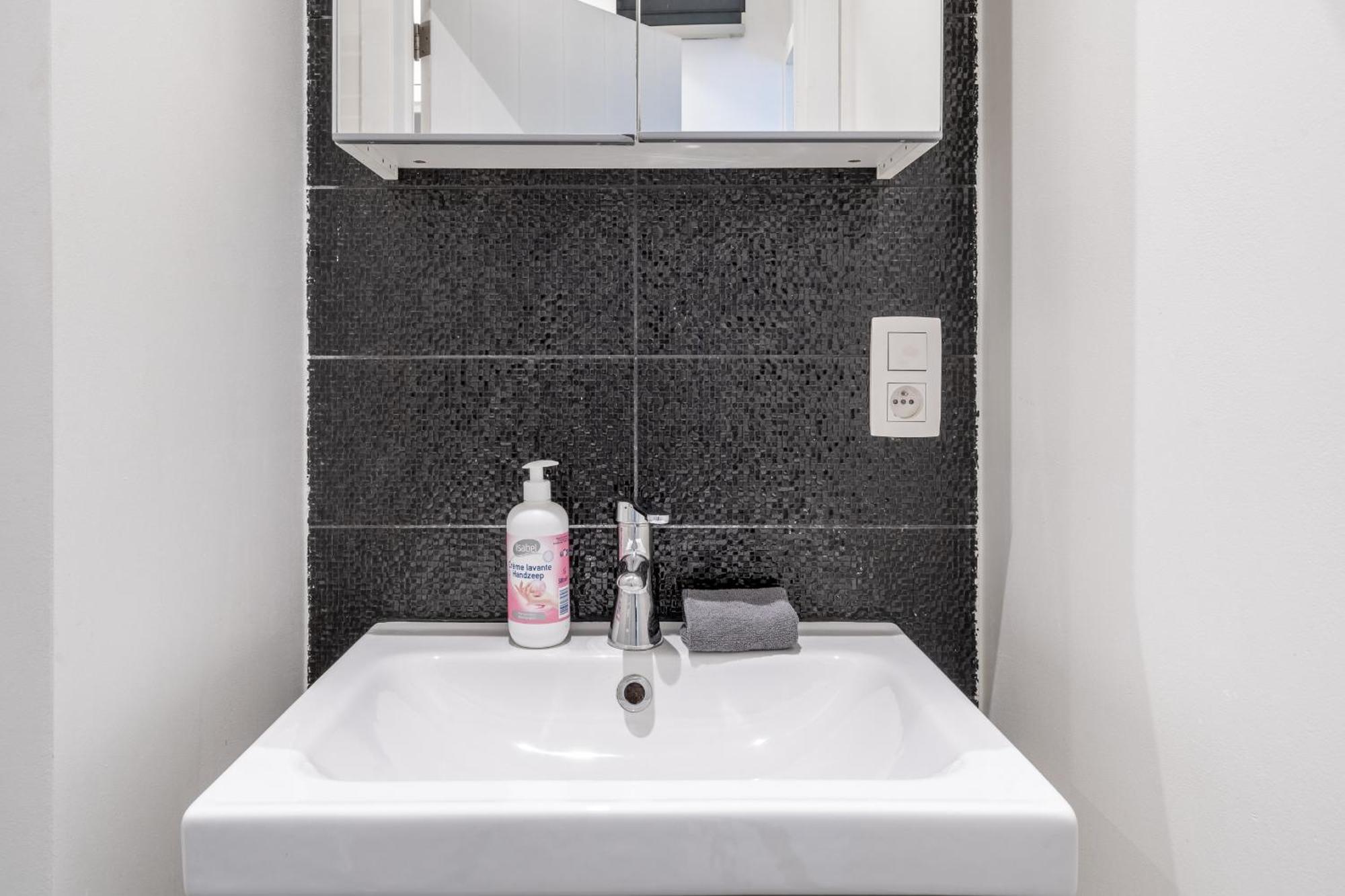 Beautiful Cozy Apartments In The Heart Of Anvers Extérieur photo